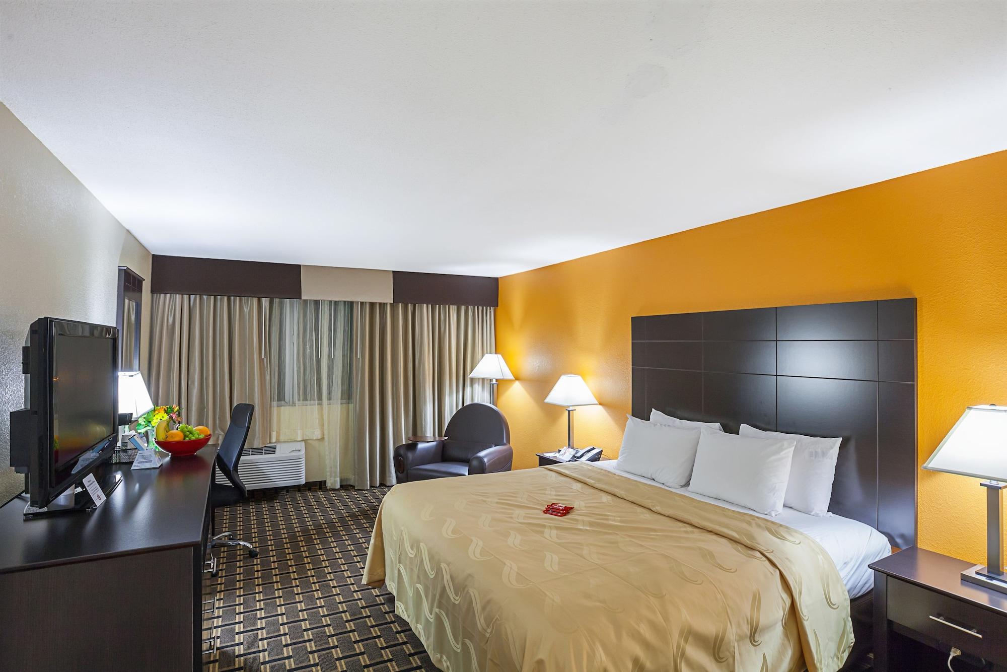 Quality Inn & Suites Цинциннати Экстерьер фото