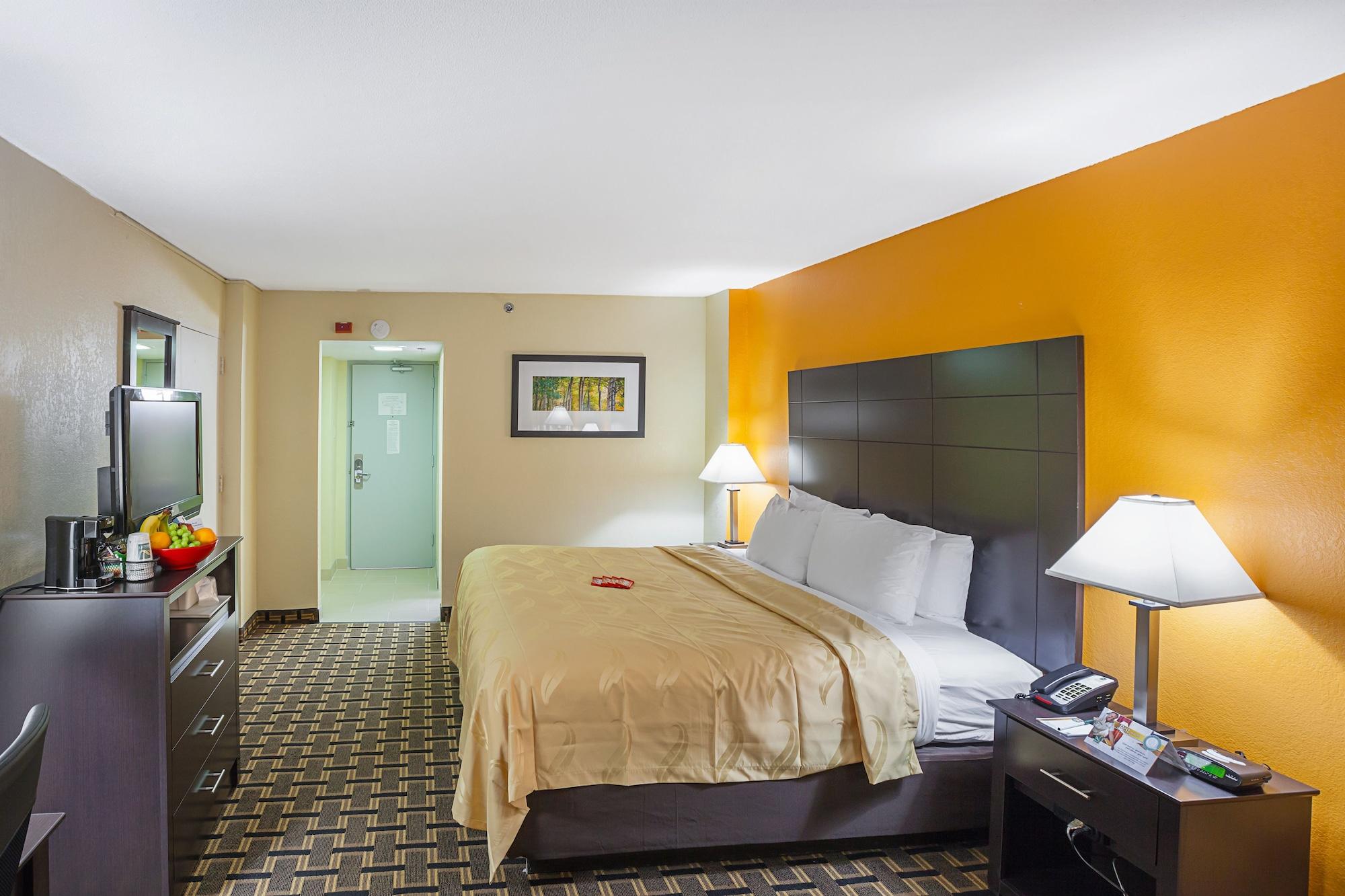 Quality Inn & Suites Цинциннати Экстерьер фото