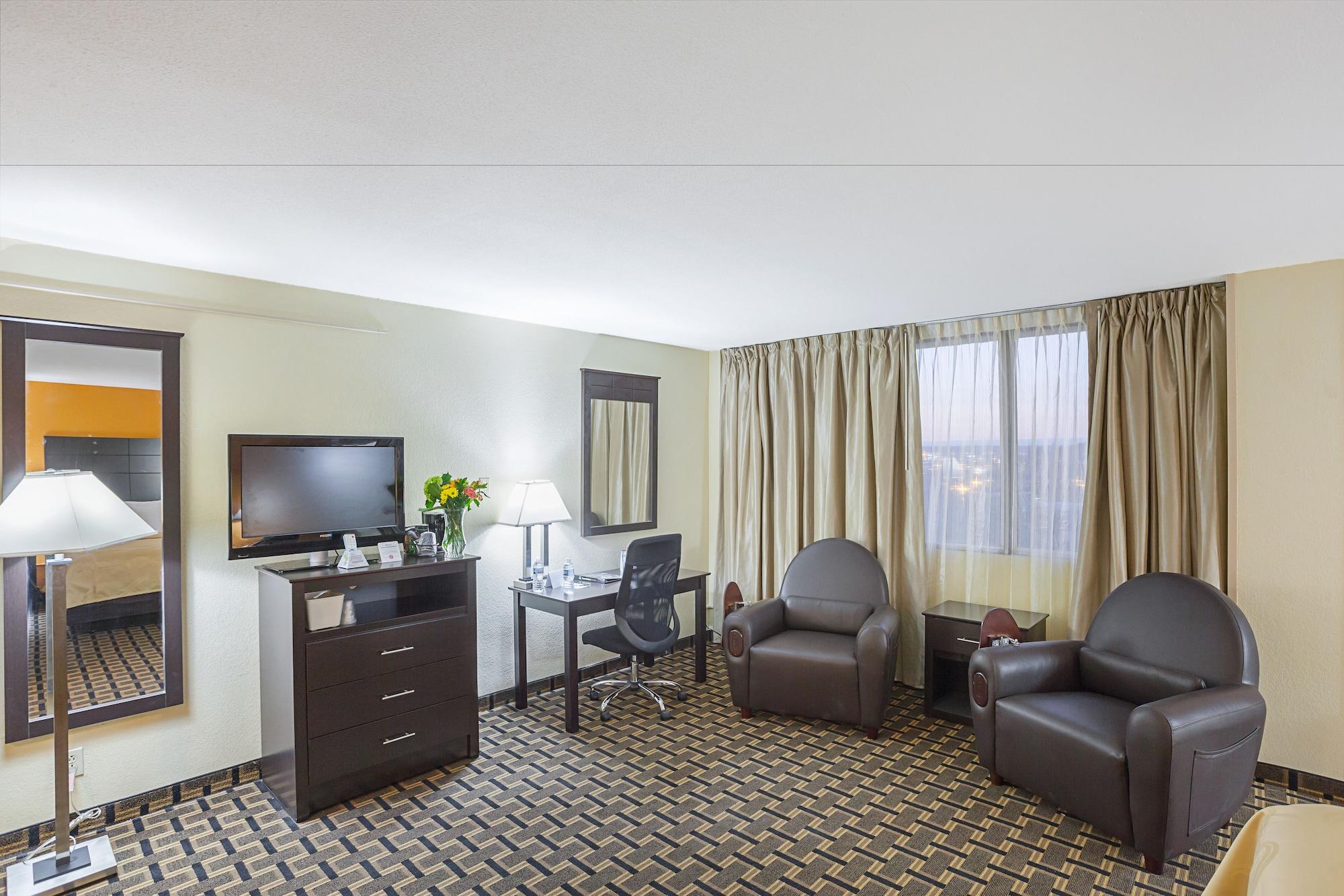 Quality Inn & Suites Цинциннати Экстерьер фото