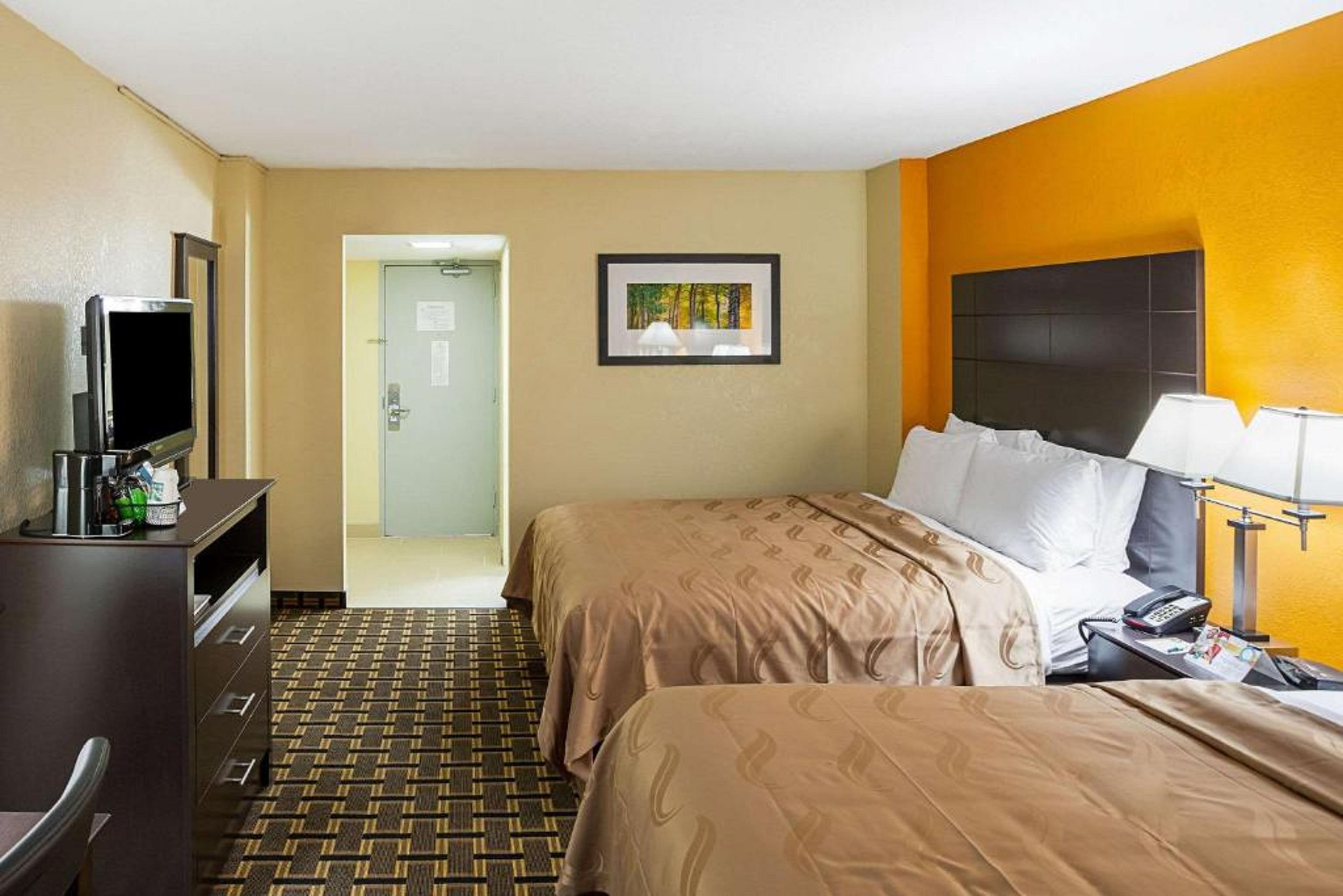 Quality Inn & Suites Цинциннати Экстерьер фото
