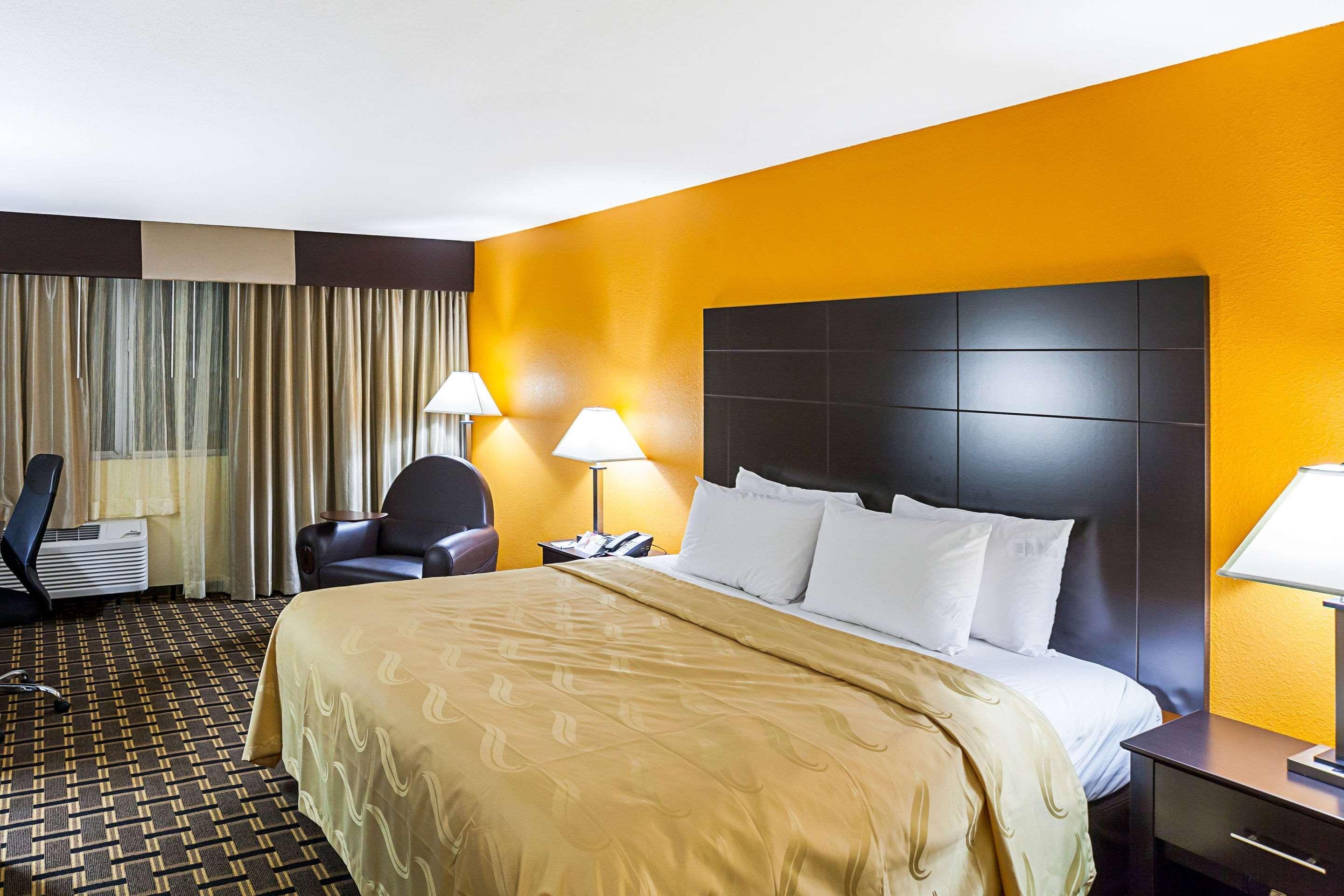 Quality Inn & Suites Цинциннати Экстерьер фото