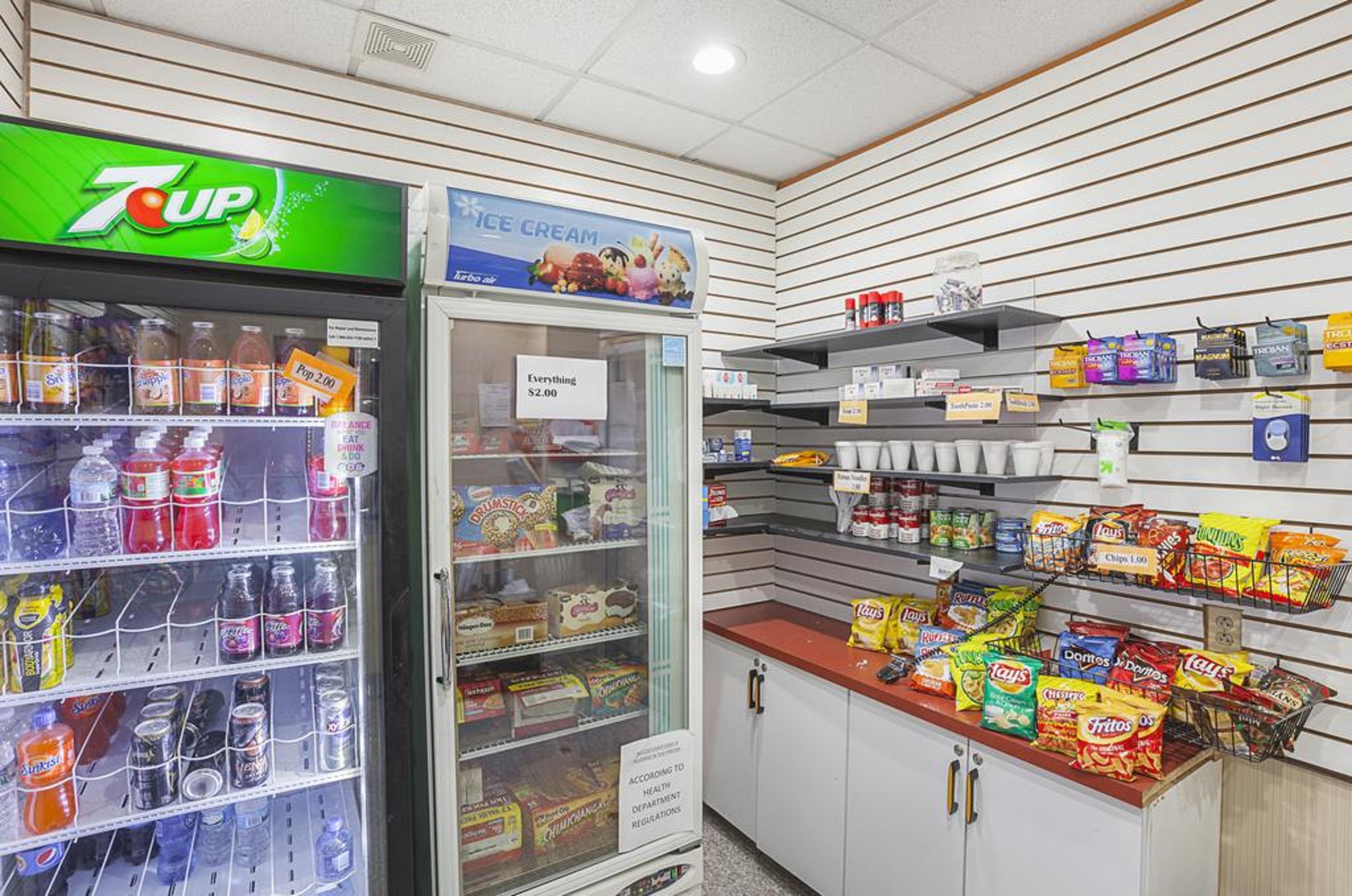 Quality Inn & Suites Цинциннати Экстерьер фото