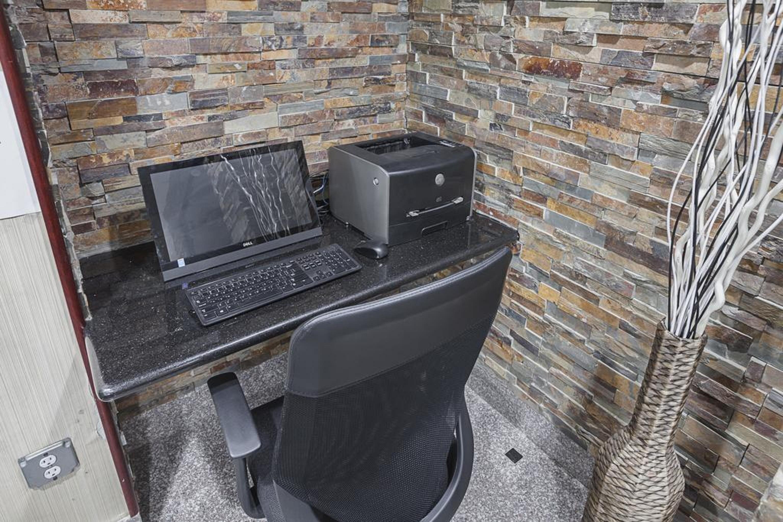Quality Inn & Suites Цинциннати Экстерьер фото