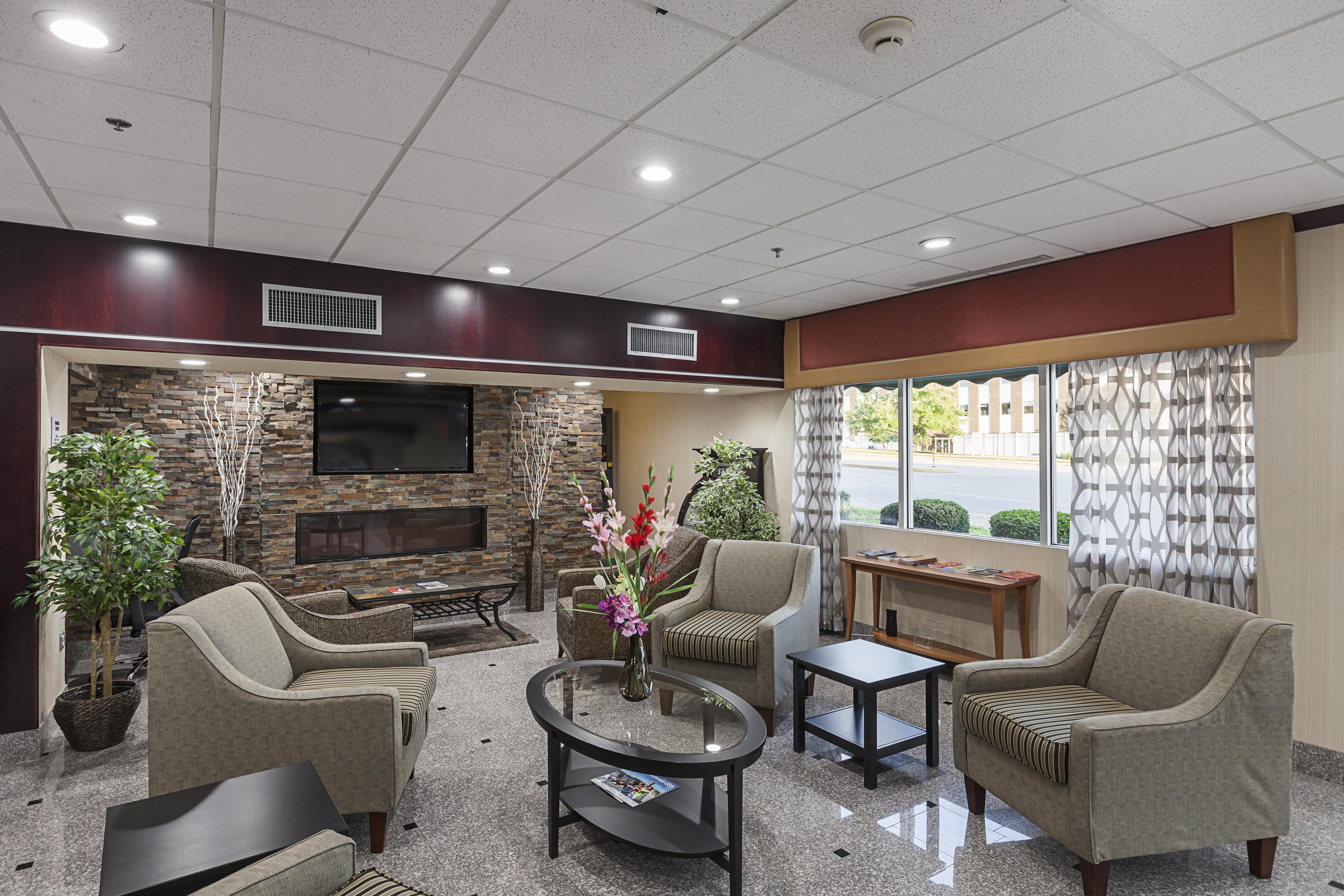 Quality Inn & Suites Цинциннати Экстерьер фото