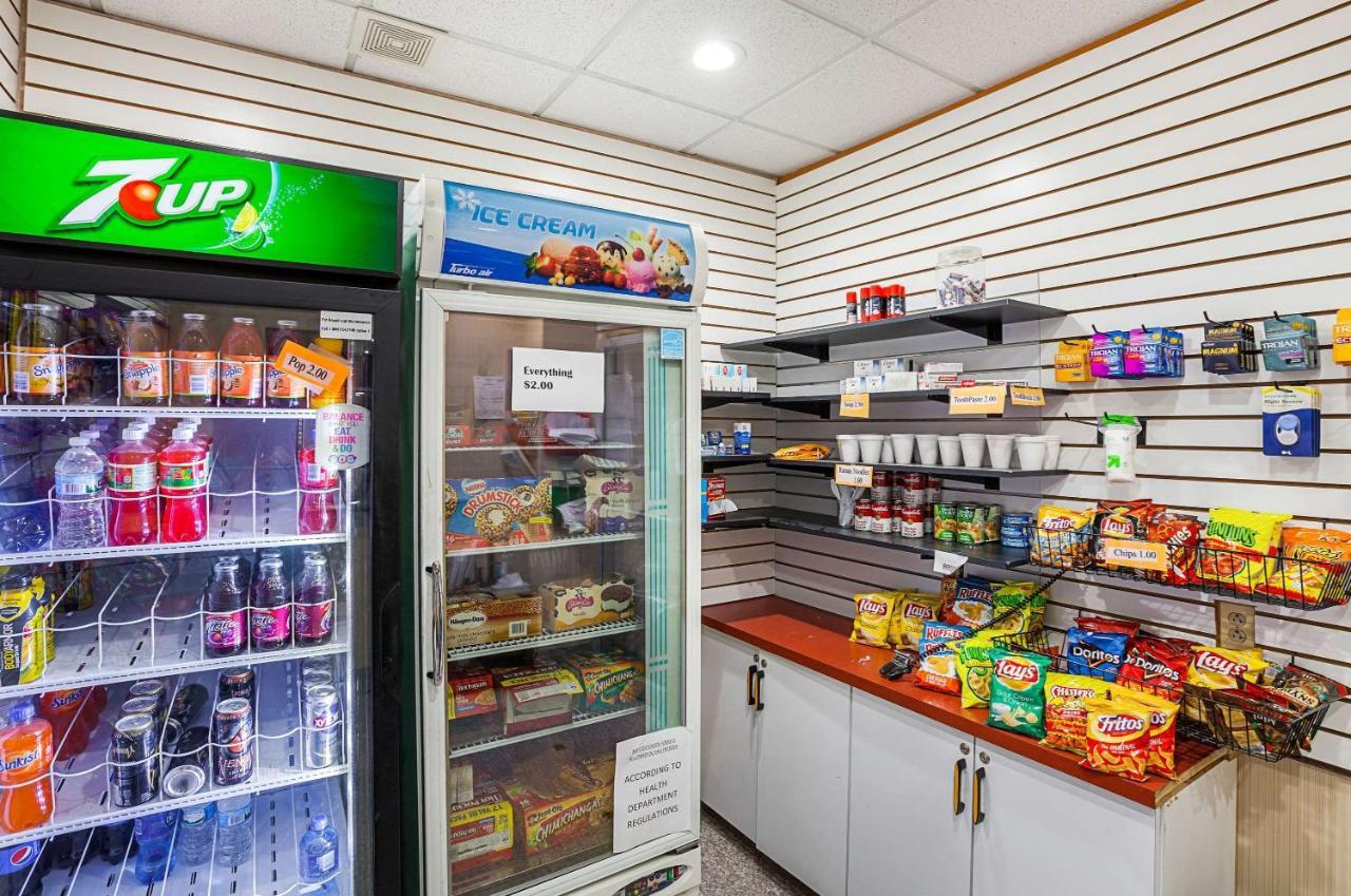 Quality Inn & Suites Цинциннати Экстерьер фото